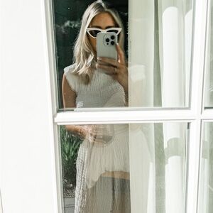 Find me on Instagram: BLONDEMOMDOTCOM